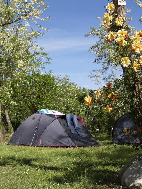 Camping La Digue Chauzon Экстерьер фото