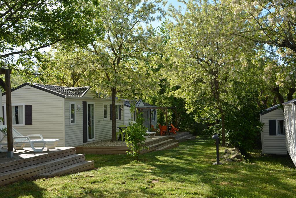 Camping La Digue Chauzon Экстерьер фото