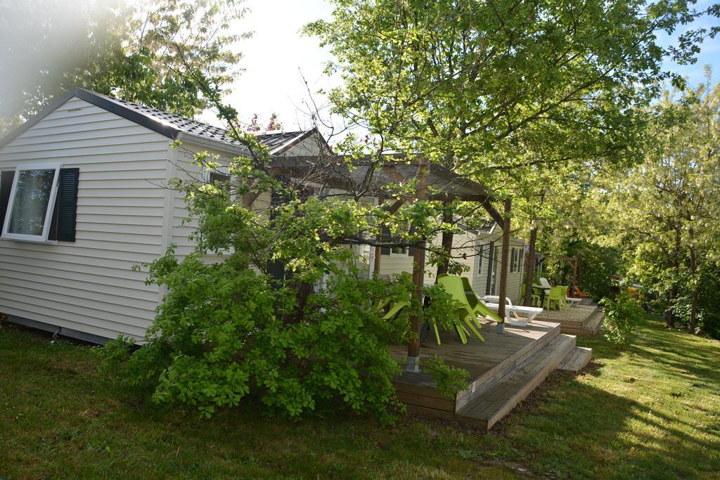 Camping La Digue Chauzon Экстерьер фото