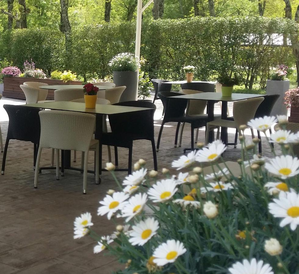 Camping La Digue Chauzon Экстерьер фото